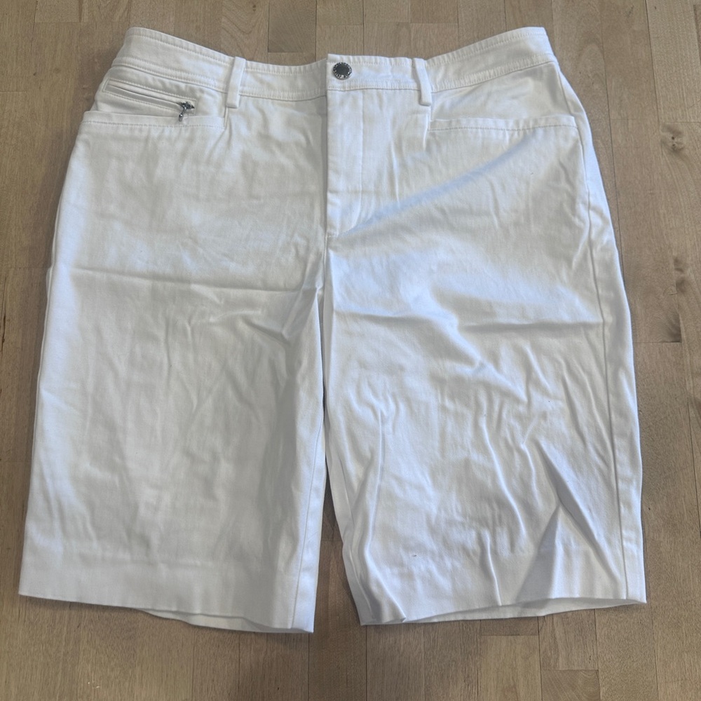 Lauren Ralph Lauren White Women's Bermuda Shorts
